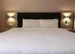 hanting hotel shanghai university of finance and economics jipu road