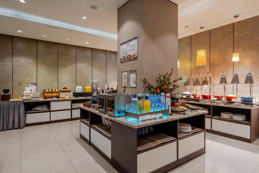 home inn plus nanjing longjiang metro station dinghuai gate street