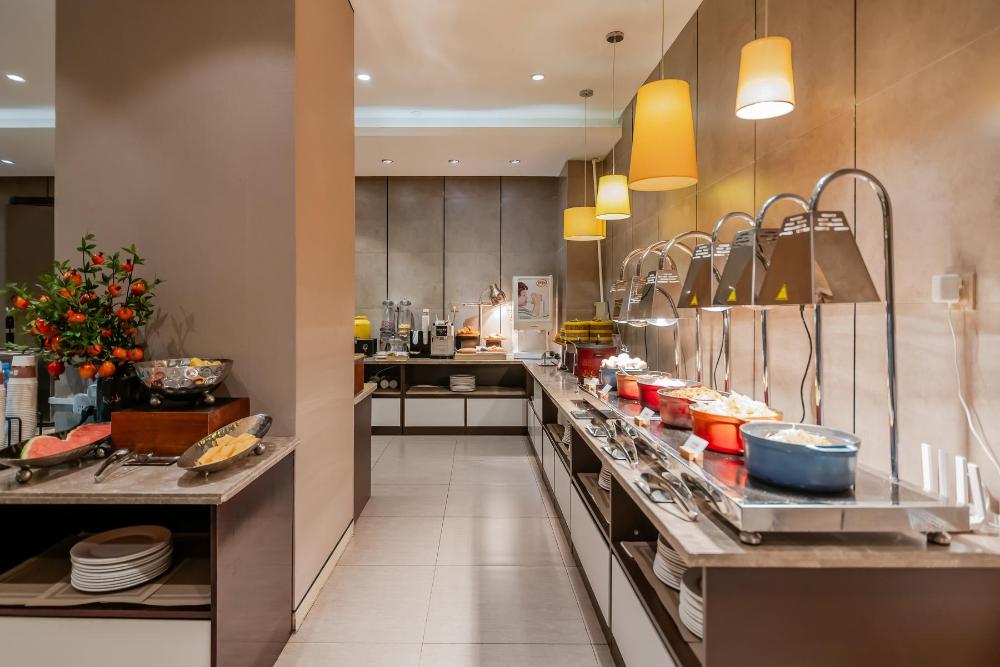 home inn plus nanjing longjiang metro station dinghuai gate street