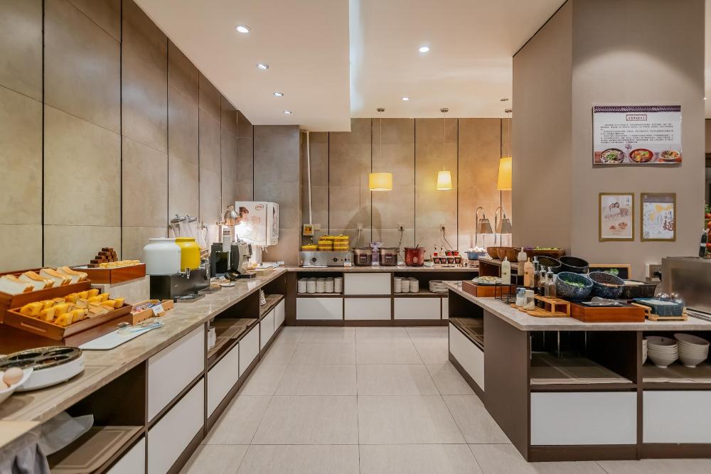 home inn plus nanjing longjiang metro station dinghuai gate street