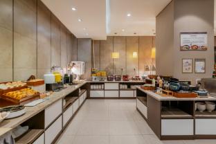 home inn plus nanjing longjiang metro station dinghuai gate street
