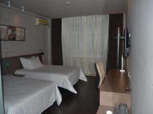 jinjiang inn select jinggangshan scenic spot bus station