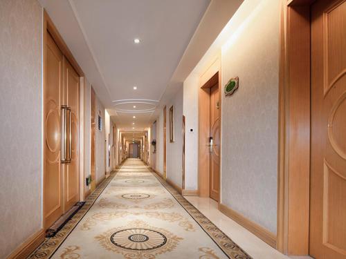 Vienna Hotel Yueyang Huarong Avenue Branch,China>>Yueyang,4 star