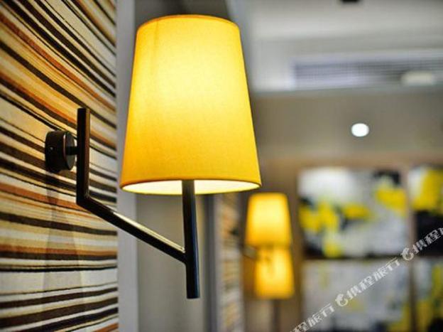home inn plus shenyang railway station east square metro station