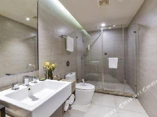 home inn plus shenyang railway station east square metro station