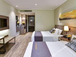 home inn plus shenyang railway station east square metro station