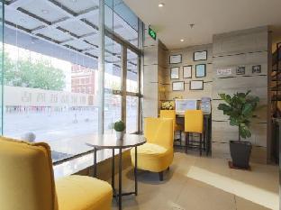 home inn plus shenyang railway station east square metro station