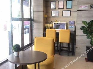 home inn plus shenyang railway station east square metro station