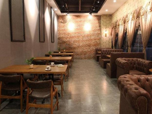 james joyce coffetel qufu long distance bus station