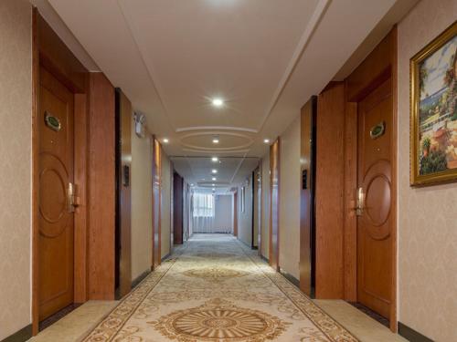 vienna hotel huizhou zhongkai chenjiang avenue