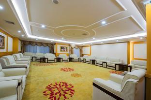 Venus Royal Hotel Guilin Airport Wuyue Wanda Plaza,Lingui>>Guilin,5 star