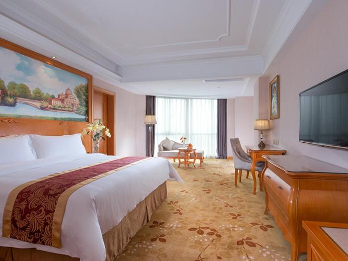 venus royal hotel guilin airport wuyue wanda plaza