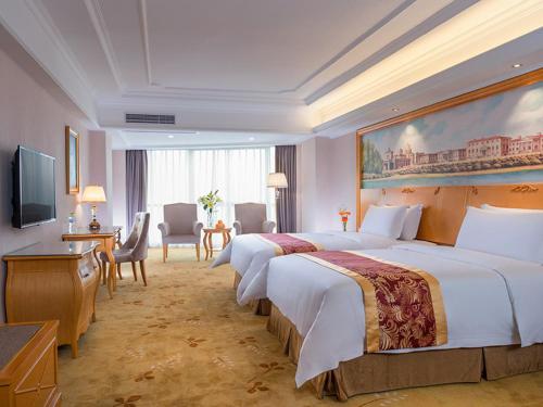 venus royal hotel guilin airport wuyue wanda plaza