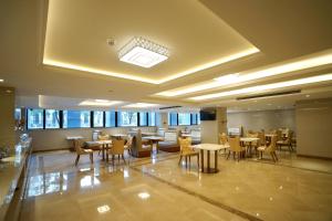 vienna international hotel shanghai pudong international toursim resort airport