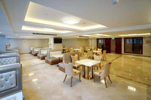 vienna international hotel shanghai pudong international toursim resort airport