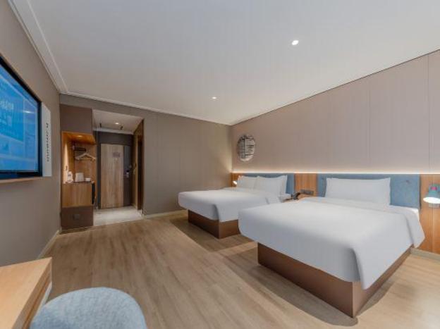 home inn neo shanghai north bund longchang road subway station