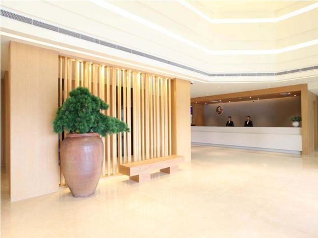 ji hotel shanghai lujiazui pudong avenue