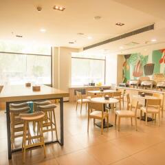 hanting hotel baoding xiong county xiongzhou road