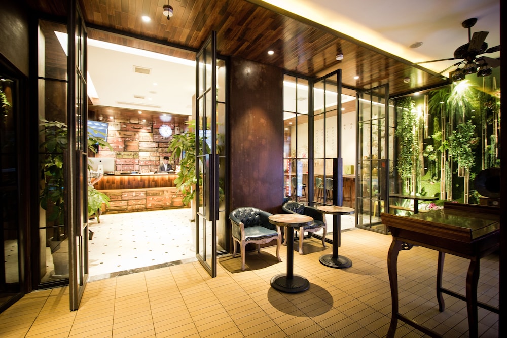 mg hotel st michaels cathedral qingdao