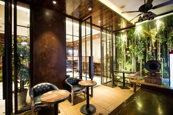 mg hotel st michaels cathedral qingdao