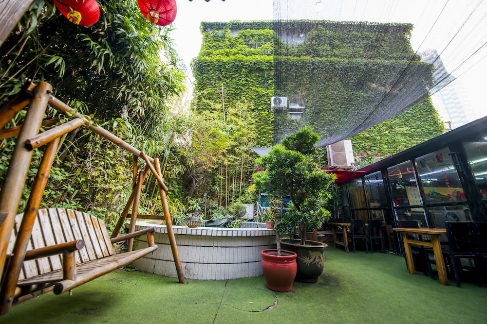 mg hotel st michaels cathedral qingdao