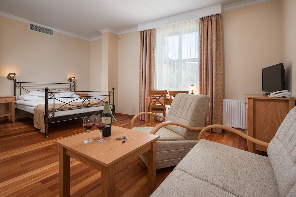 villa sedan destigo hotels