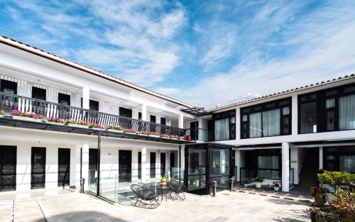 Lijiang Gemmer Hotel,Lijiang City>>Lijiang,5 star