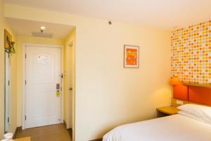 home inn harbin sanda dongli road haguo
