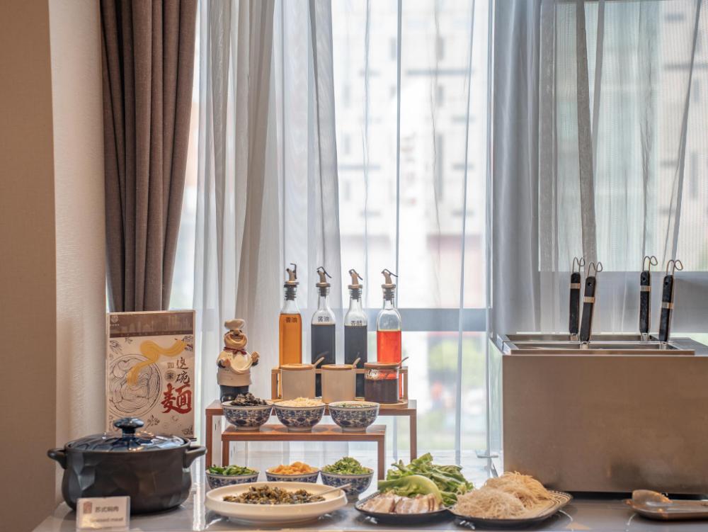 home inn plus suzhou wanda plaza metro station