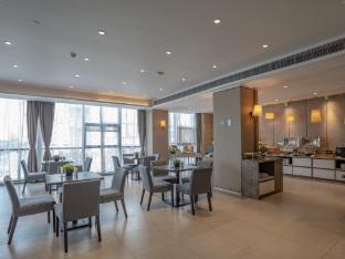 home inn plus suzhou wanda plaza metro station