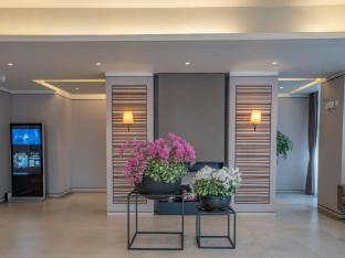 home inn plus suzhou wanda plaza metro station