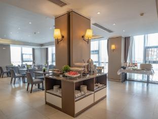 home inn plus suzhou wanda plaza metro station