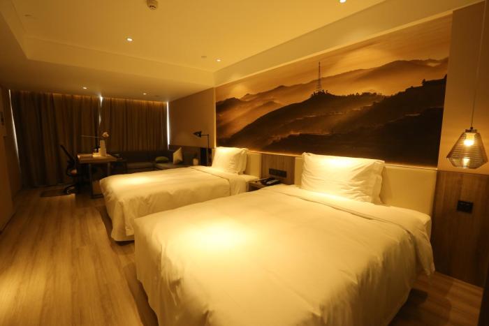 atour hotel yanan baimi avenue baota mountain