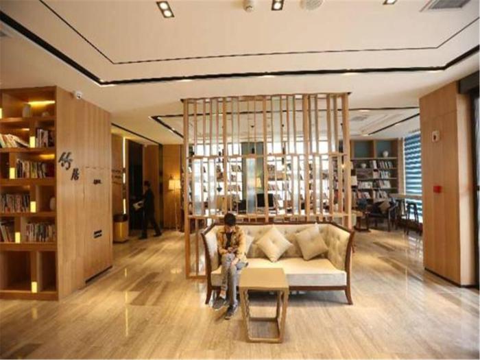 atour hotel yanan baimi avenue baota mountain