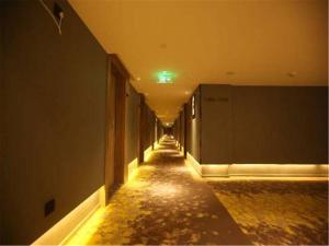 atour hotel yanan baimi avenue baota mountain