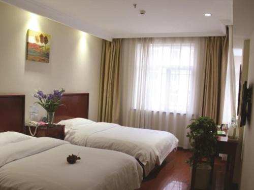 greentree inn taizhou xinghua zhangguo bus station express hotel