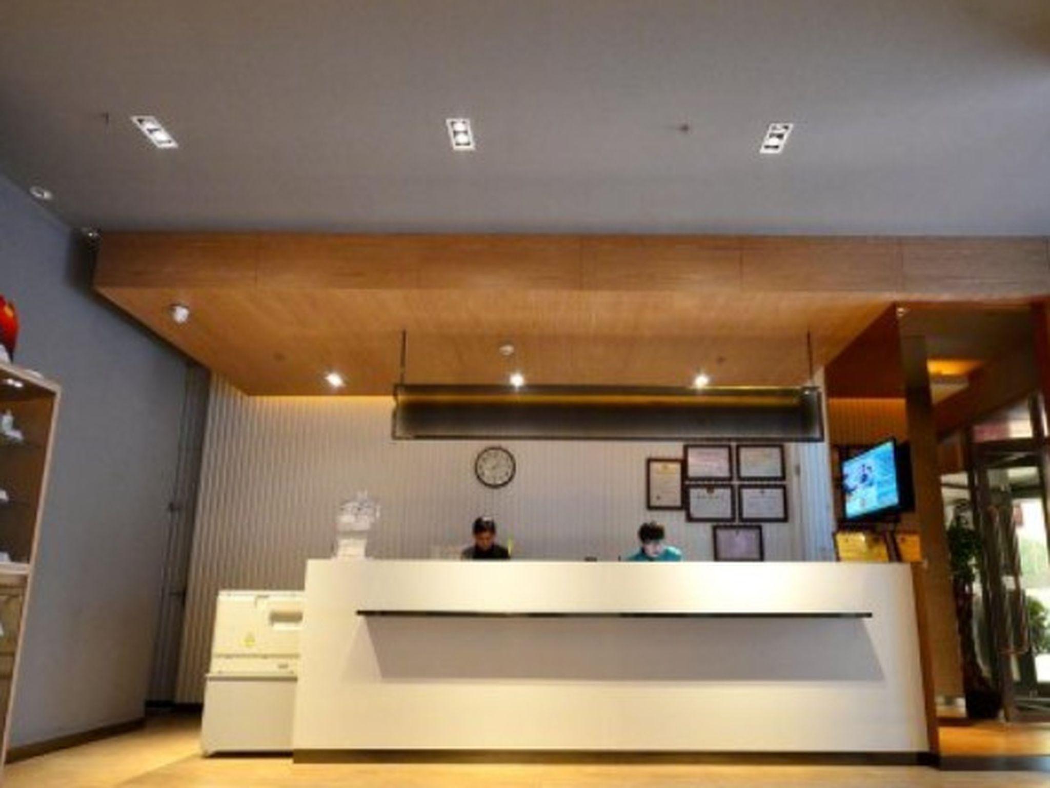 jinjiang inn wuhan zhonghua road huanghelou branch