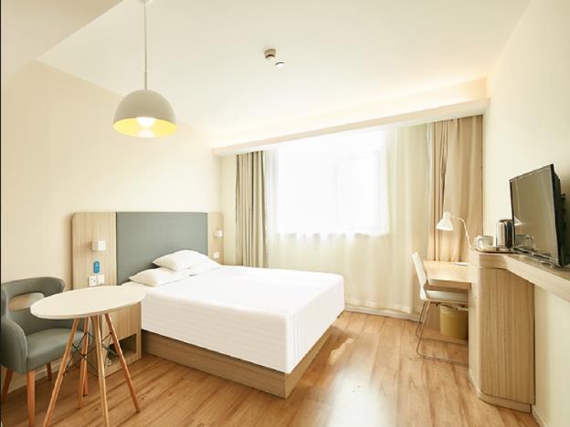 hanting hotel shenyang liming square metro station