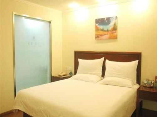 greentree inn nanjing zhongyangmen railway station express hotel
