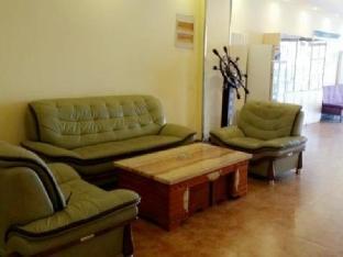 7 Days Inn Dalian Pulandian Pikou Pier Branch,,2 star