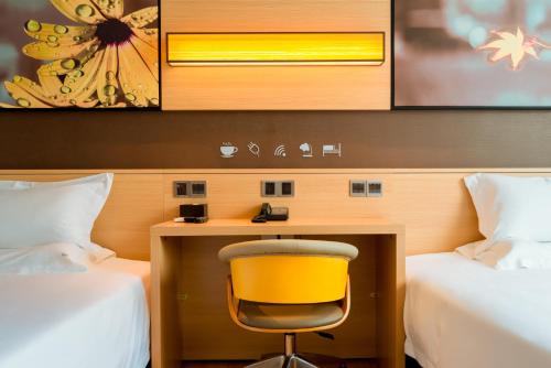 iu hotel zhongshan dongfeng kfc