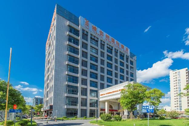 vienna international shanghai baoshan cruise