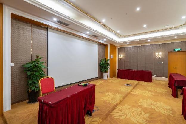 vienna international shanghai baoshan cruise