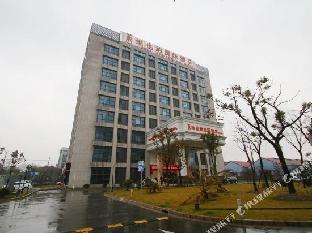 vienna international shanghai baoshan cruise