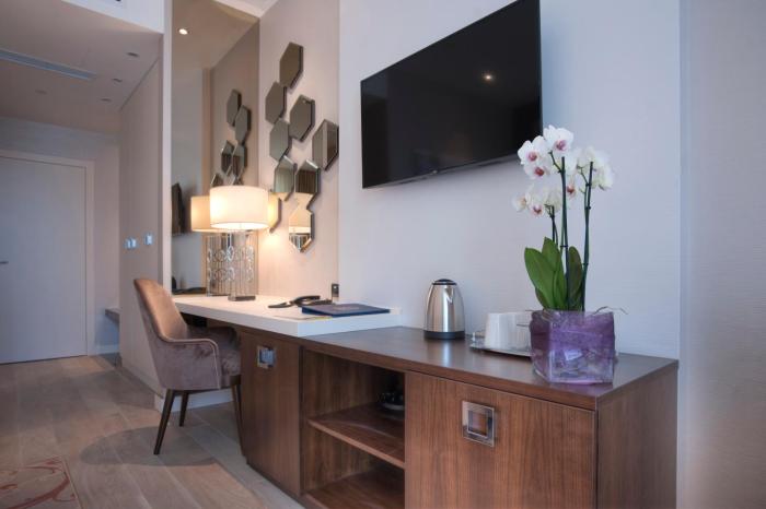 hotel riva by aycon