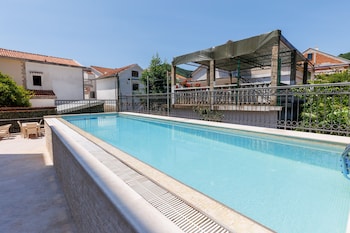 hotel kadmo by aycon