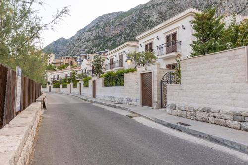 huma kotor bay hotel and villas