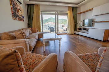 chill and go aparthotel