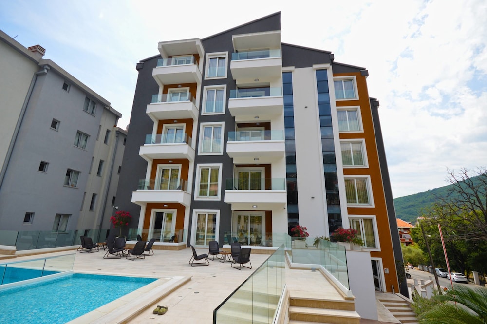 chill and go aparthotel