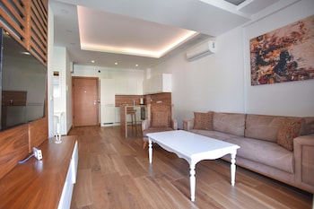 chill and go aparthotel